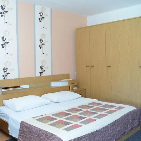 Apartment Apartments Ruza *