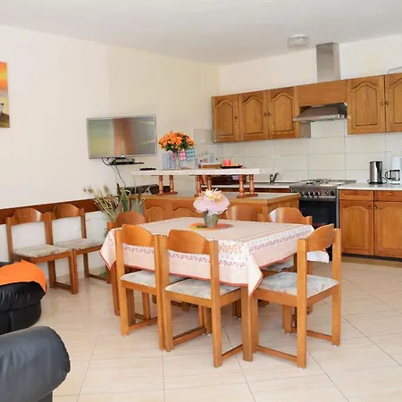 Apartments Ruza * Supetarska Draga